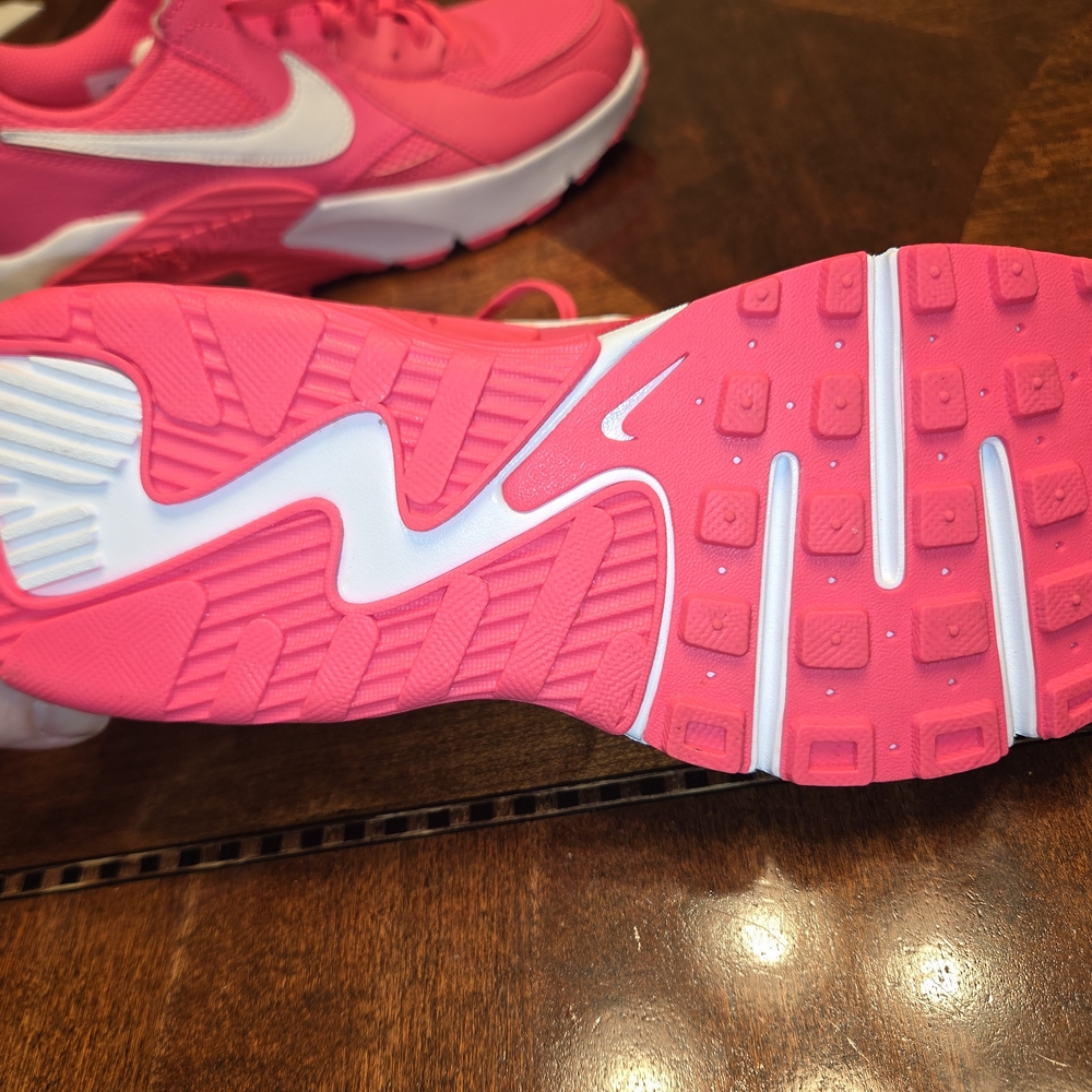 Nike Air Max Fuchsia and White Sneakers - Picture 6 of 11